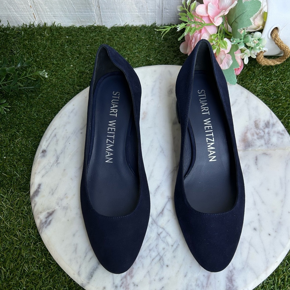 STUART WEITZMAN
Vivienne 35 Pump In Nice
Blue women size 7 NEW
$230 - Picture 11 of 16
